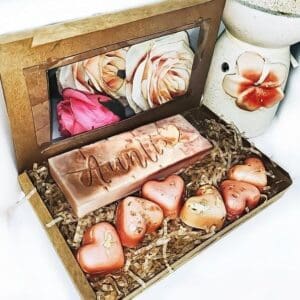 Wax melts gift box for Auntie. Highly scented wax melts. Cute small gift. Great gift box. Long lasting home freshener.