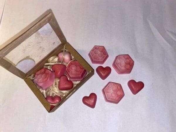 hearts and honeycomb soy wax melts 327946