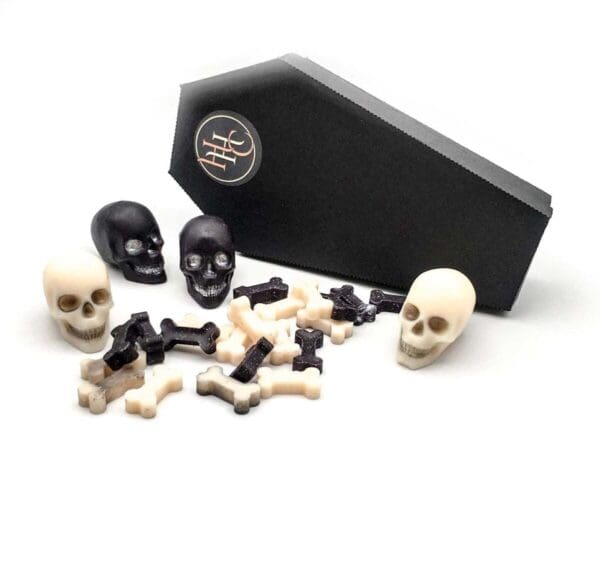Skull and Bones wax melts. Coffin gift box. Great gift for Halloween. Great Halloween Gift Box. Scary freshener for home.