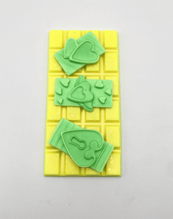 Hellen Hobby Craft Highly scented wax melts. Unique handmade gifts. Silicone moulds for crafters. 3d printed home decorations. Luxury homemade products.