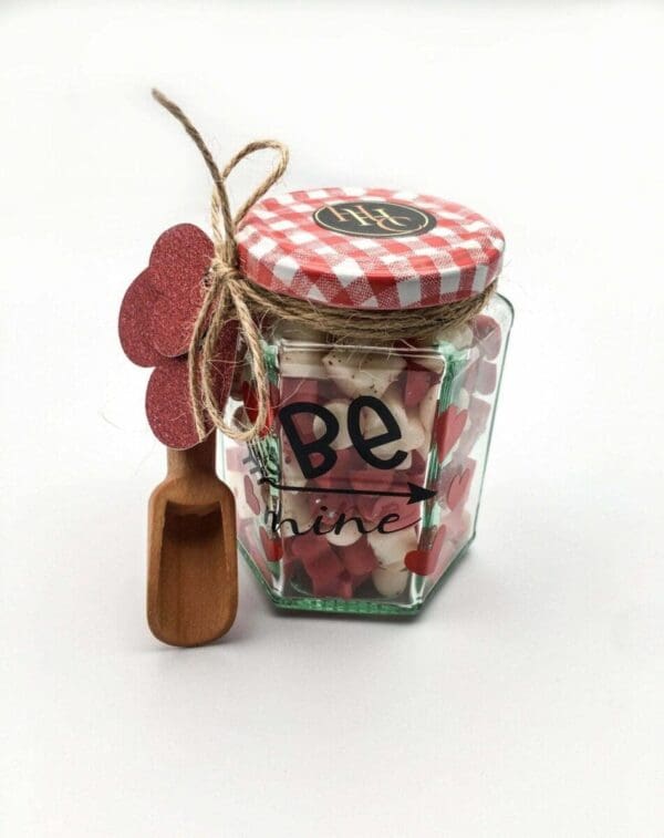 Highly scented wax melts Jar. Hearts Decorated. Natural soy wax. Valentine's Day decorated jar. Valentine fragrance melt