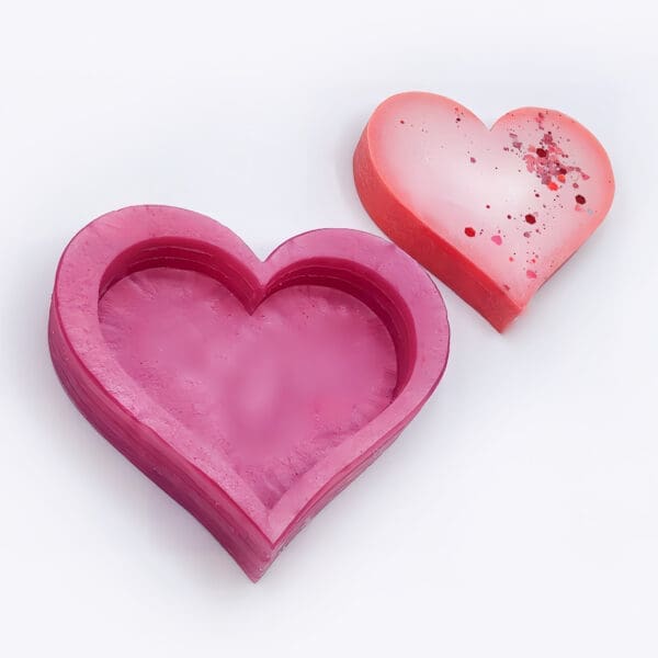 Plain Heart silicone mould. Perfect for making wedding favours. big heart rtv rubber mold. Handmade mould for craft. Valentine's day mould.